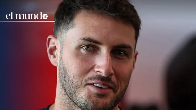 Incertidumbre para Santi Giménez: AS Roma lo pone como condición en fichaje de Artem Dovbyk