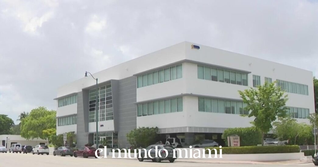 Families announce legal action against Miami plastic surgery clinic following procedures that allegedly led to 2 deaths